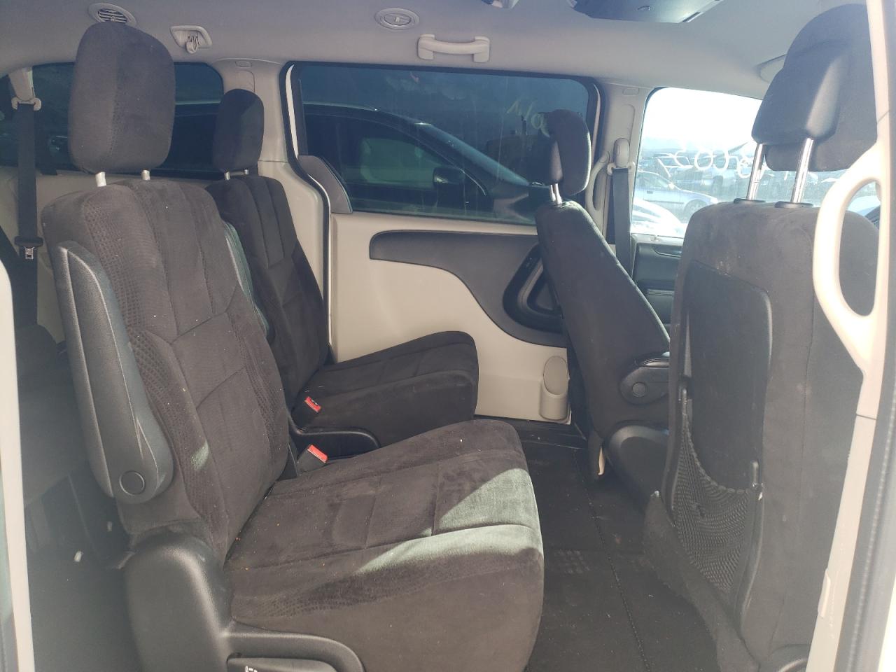 Photo 6 from auction – 2013 DODGE GRAND CARA with VIN 2C4RDGCG4DR685371