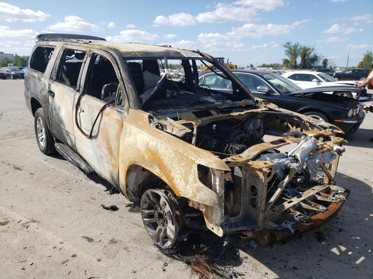 CHEVROLET SUBURBAN C 2016 with VIN 1GNSCHKCXGR213900 - Photo from auction
