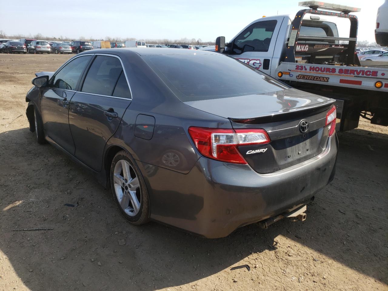 Photo 3 from auction – 2014 TOYOTA CAMRY L with VIN 4T1BF1FK3EU755466