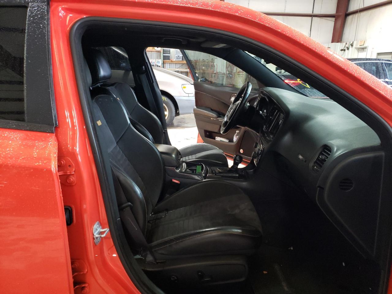Photo 5 from auction – 2017 DODGE CHARGER R/ with VIN 2C3CDXGJ4HH605725