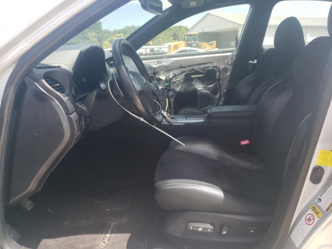 Photo 5 from auction – 2012 LEXUS IS 250 with VIN JTHBF5C24C5163032