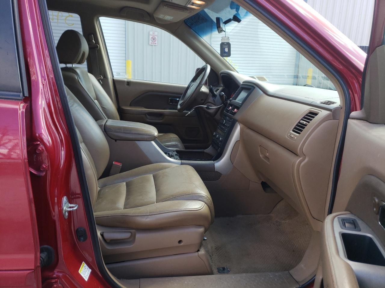 Photo 5 from auction – 2006 HONDA PILOT EX with VIN 2HKYF18766H507585