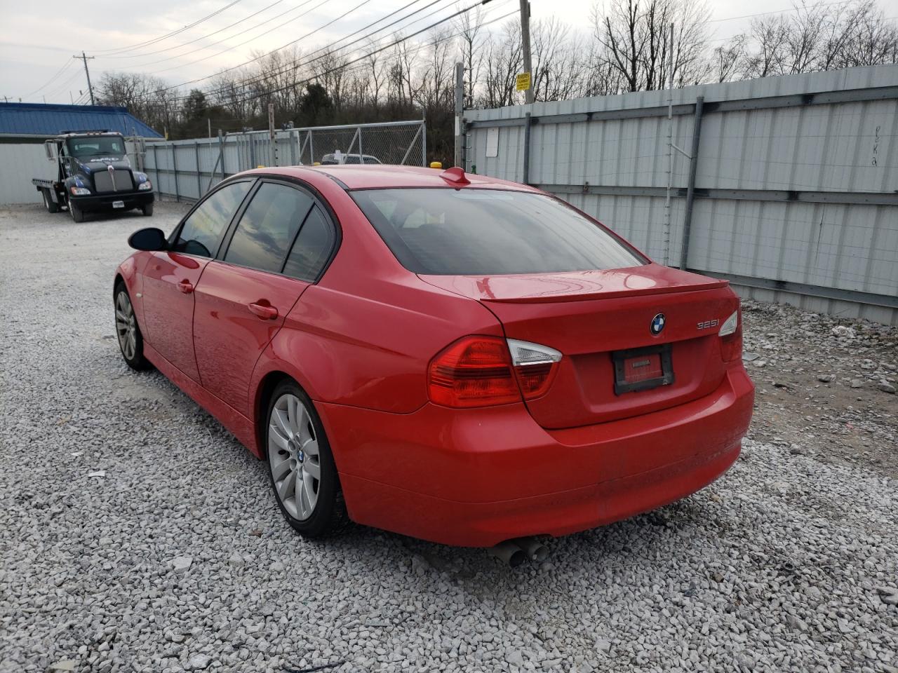 Photo 3 from auction – 2006 BMW 325 I with VIN WBAVB13566PS64933