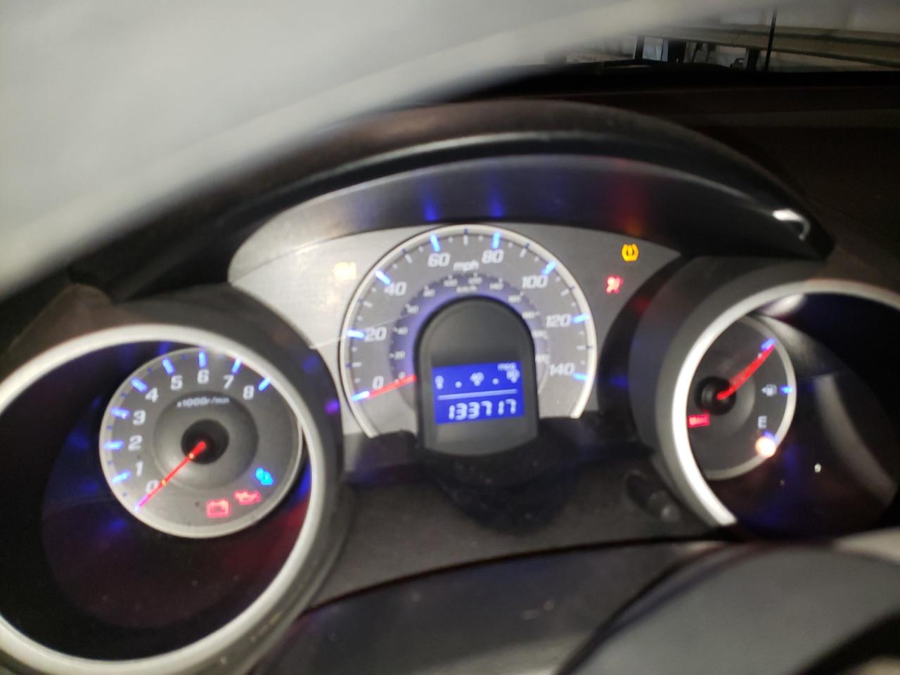 Photo 8 from auction – 2013 HONDA FIT with VIN JHMGE8H30DC015811