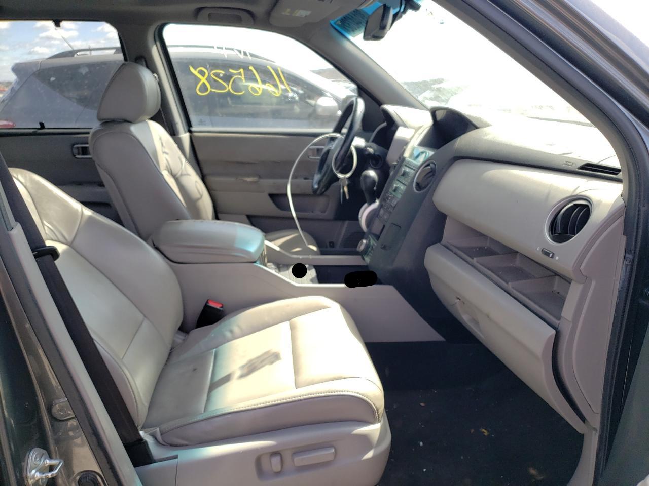Photo 5 from auction – 2011 HONDA PILOT TOUR with VIN 5FNYF3H96BB027018