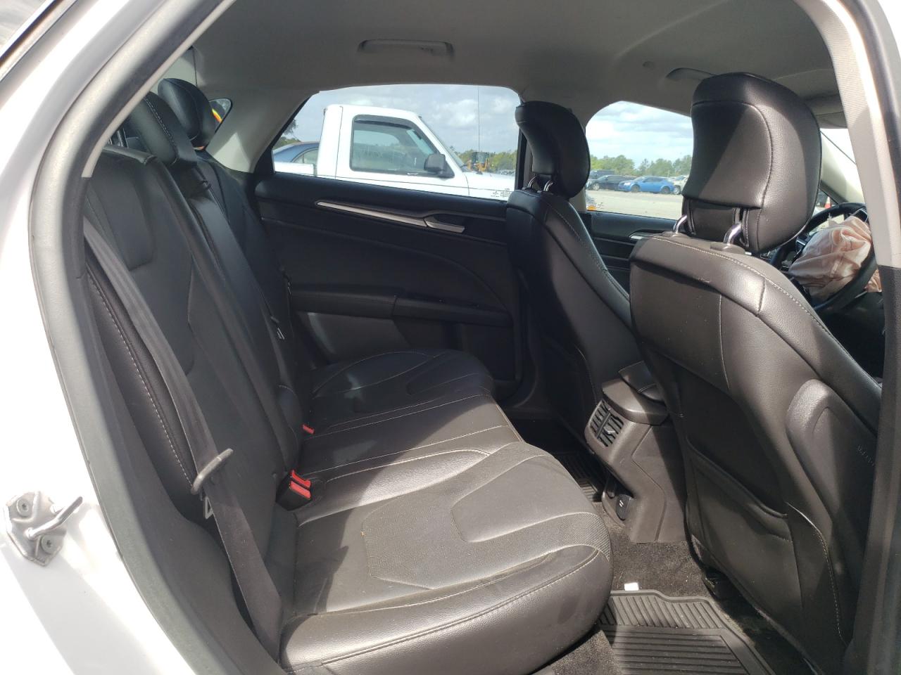 Photo 6 from auction – 2014 FORD FUSION TIT with VIN 3FA6P0RU4ER261401