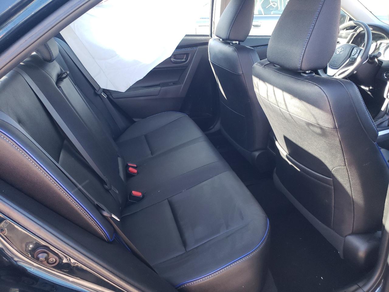 Photo 6 from auction – 2018 TOYOTA COROLLA L with VIN 2T1BURHE0JC088136