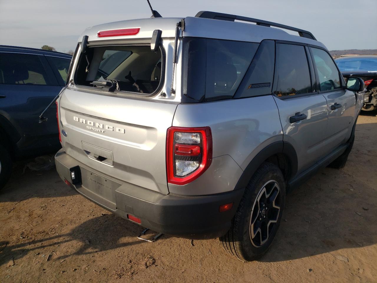 Photo 4 from auction – 2021 FORD BRONCO SPO with VIN 3FMCR9B60MRA79342
