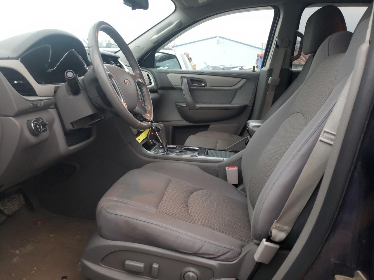Photo 5 from auction – 2014 CHEVROLET TRAVERSE L with VIN 1GNKVGKD7EJ227780