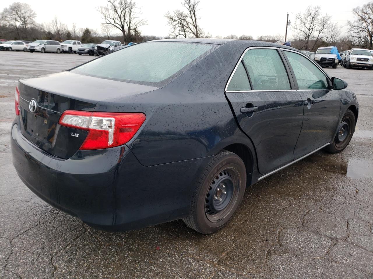 Photo 4 from auction – 2013 TOYOTA CAMRY L with VIN 4T1BF1FK4DU268775