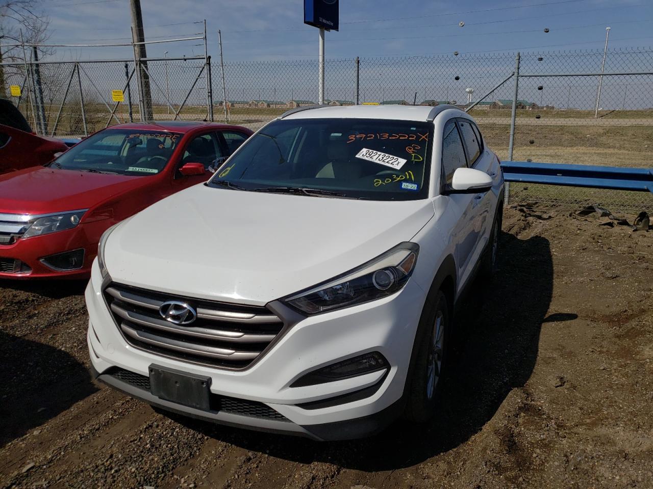Photo 2 from auction – 2016 HYUNDAI TUCSON LIM with VIN KM8J33A25GU203011
