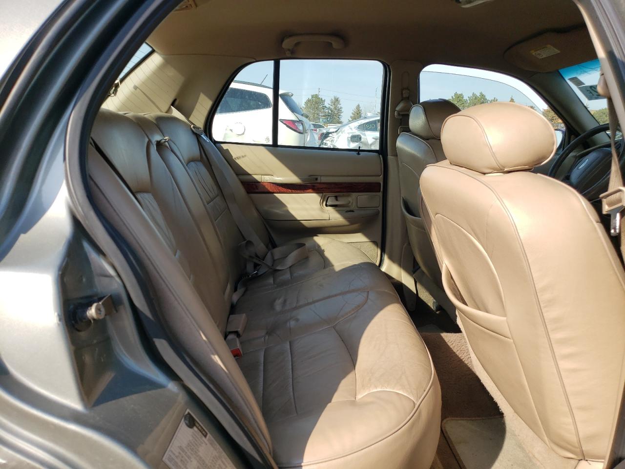 Photo 6 from auction – 2001 MERCURY GRAND MARQ with VIN 2MEFM75W41X662671