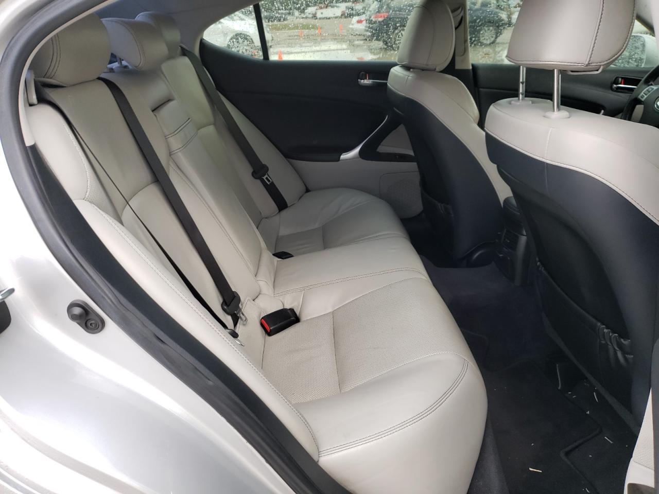 Photo 6 from auction – 2011 LEXUS IS 250 with VIN JTHBF5C24B5145418