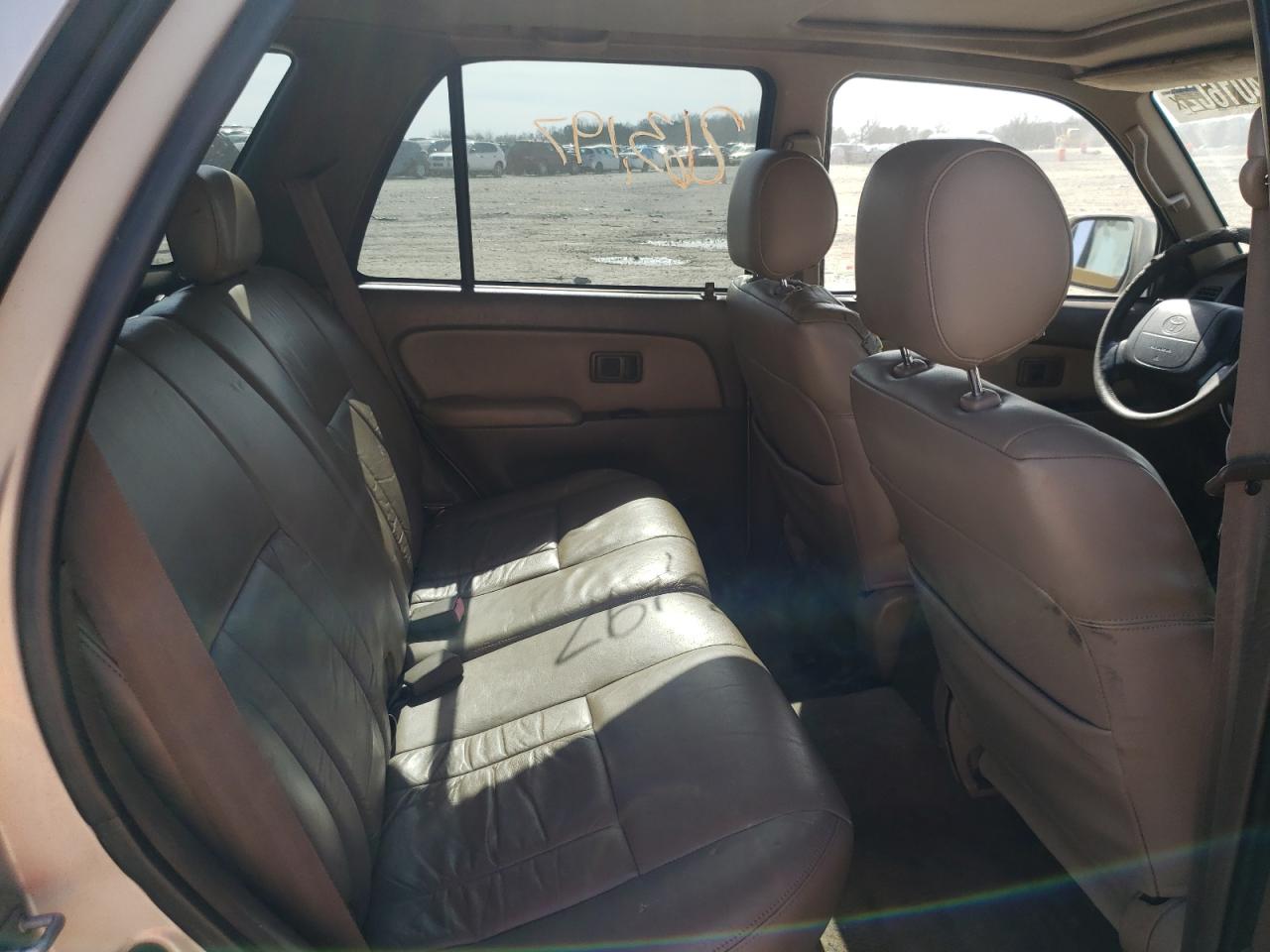 Photo 6 from auction – 1996 TOYOTA 4RUNNER SR with VIN JT3GN86R2T0005469