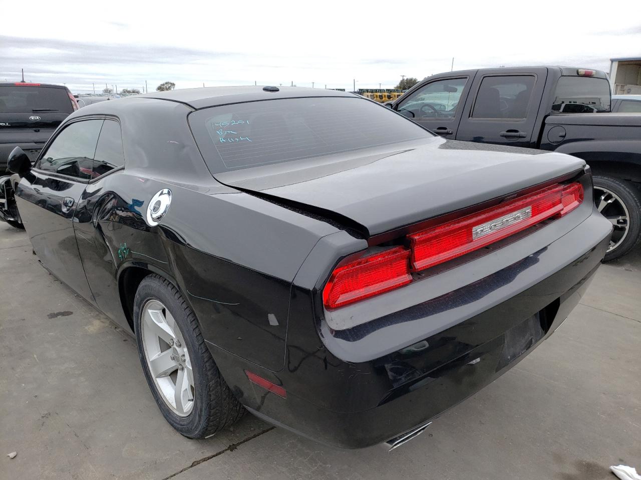Photo 3 from auction – 2014 DODGE CHALLENGER with VIN 2C3CDYAG1EH221254