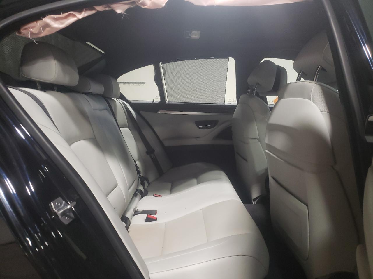 Photo 6 from auction – 2016 BMW 535 XI with VIN WBA5B3C50GG253780