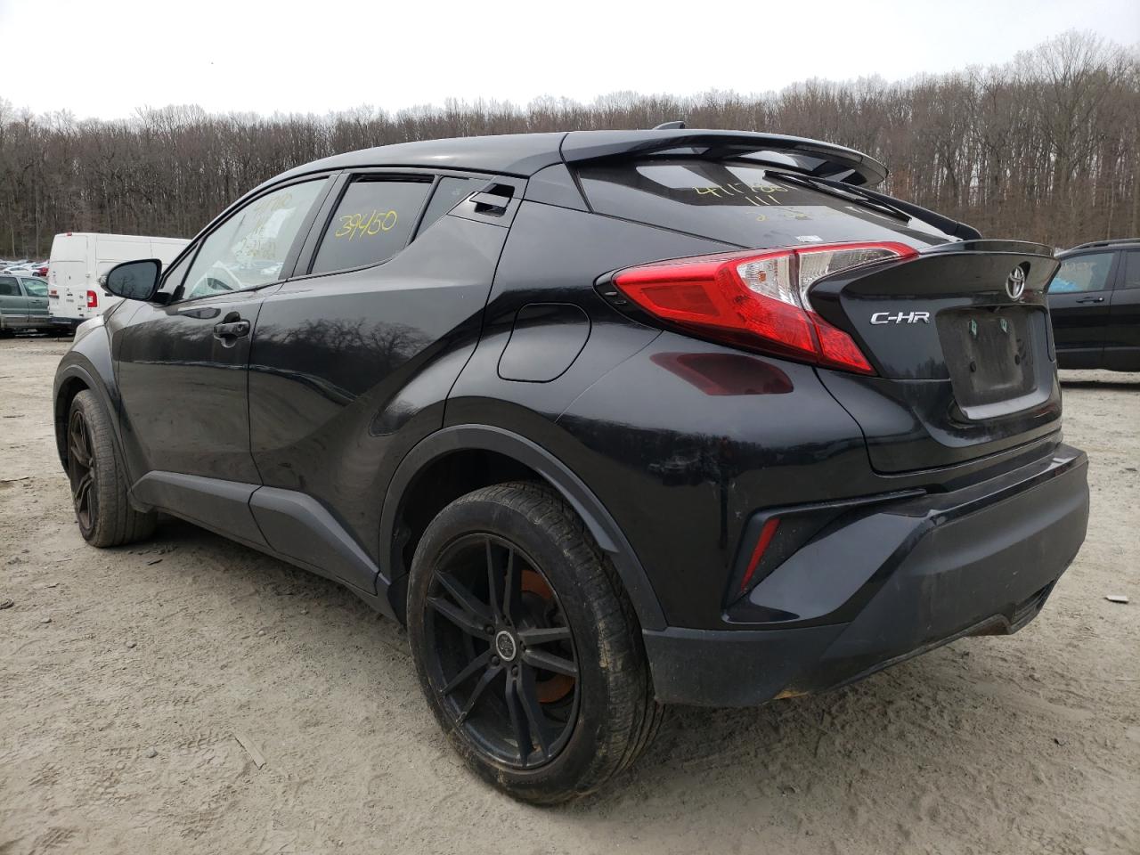 Photo 3 from auction – 2019 TOYOTA C-HR XLE with VIN NMTKHMBX9KR093327