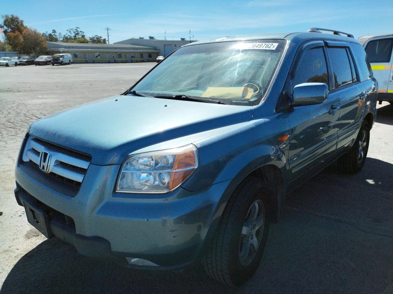 Photo 2 from auction – 2007 HONDA PILOT EXL with VIN 5FNYF28517B031900