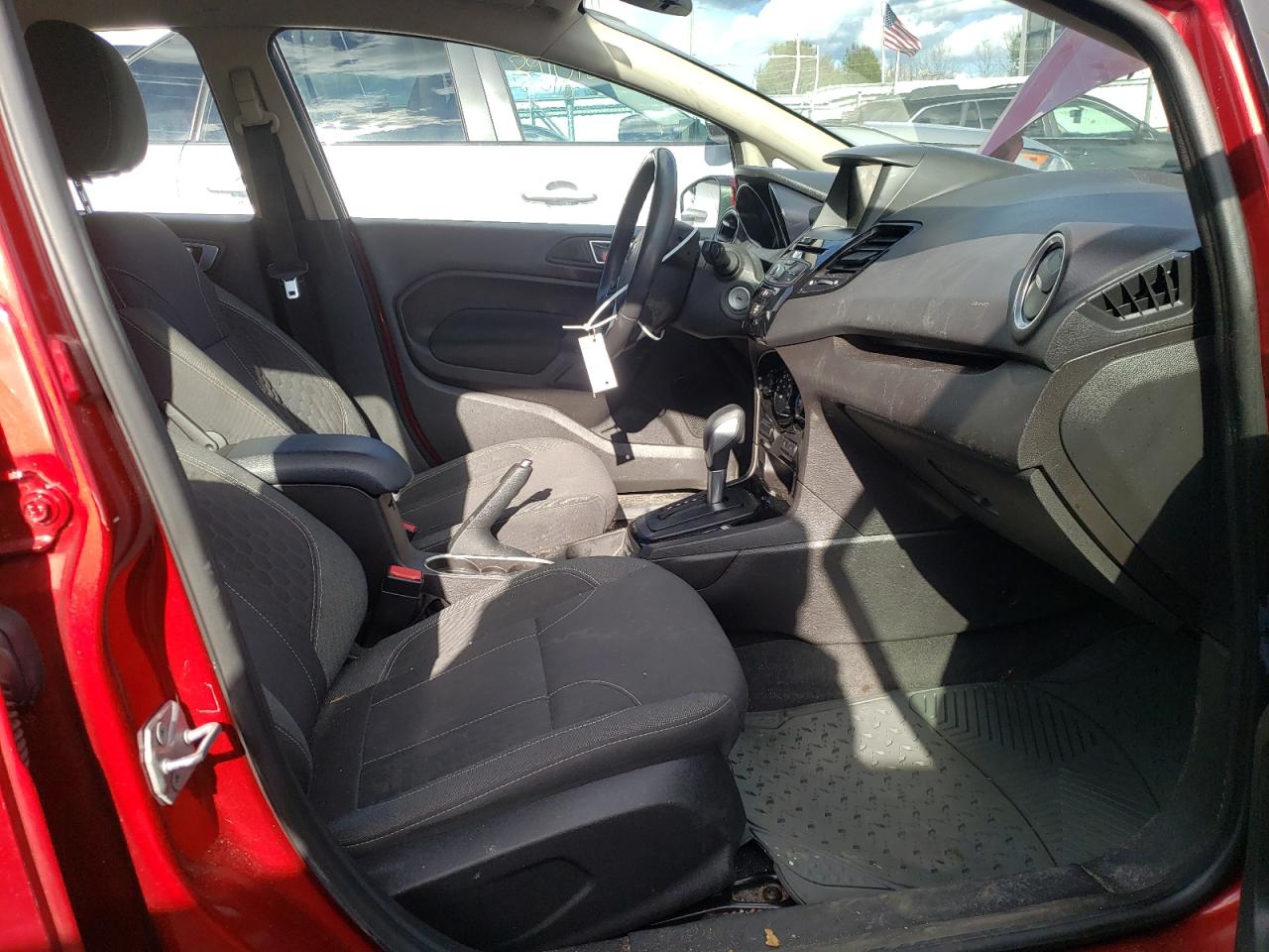 Photo 5 from auction – 2014 FORD FIESTA SE with VIN 3FADP4EJ4EM162357