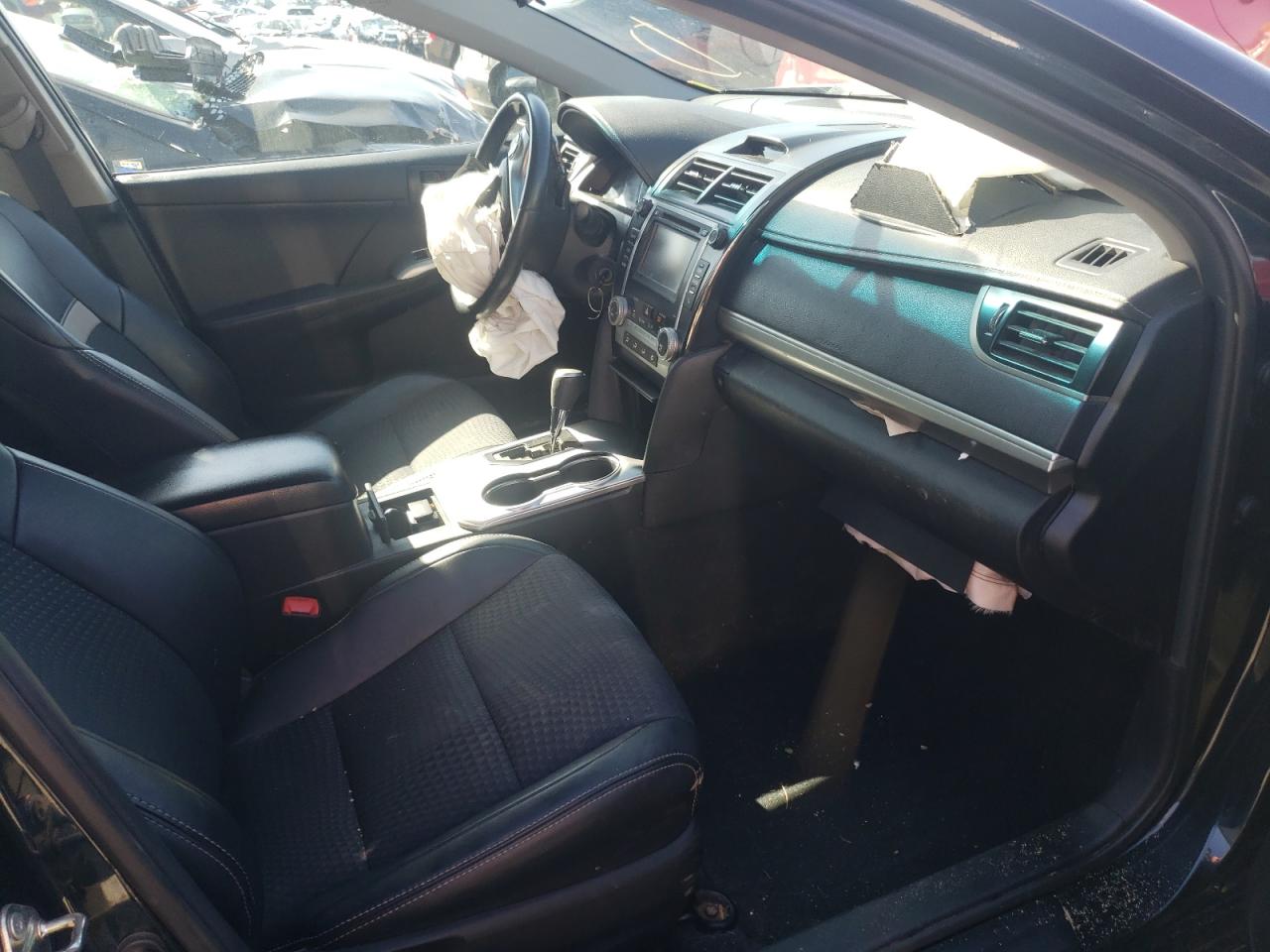 Photo 5 from auction – 2014 TOYOTA CAMRY L with VIN 4T1BF1FK8EU366225