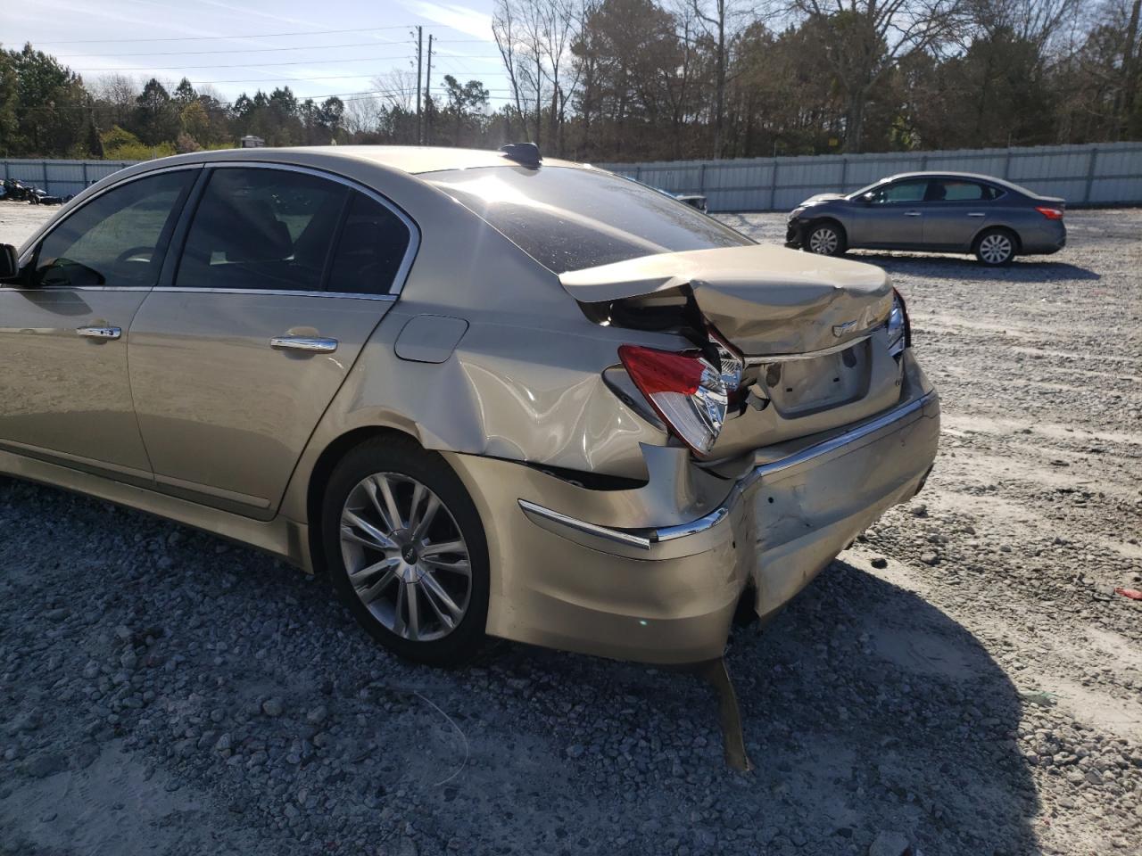 Photo 9 from auction – 2012 HYUNDAI GENESIS 3. with VIN KMHGC4DD0CU199098