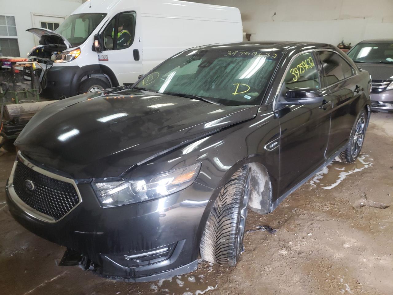 Photo 2 from auction – 2015 FORD TAURUS SHO with VIN 1FAHP2KT2FG167242