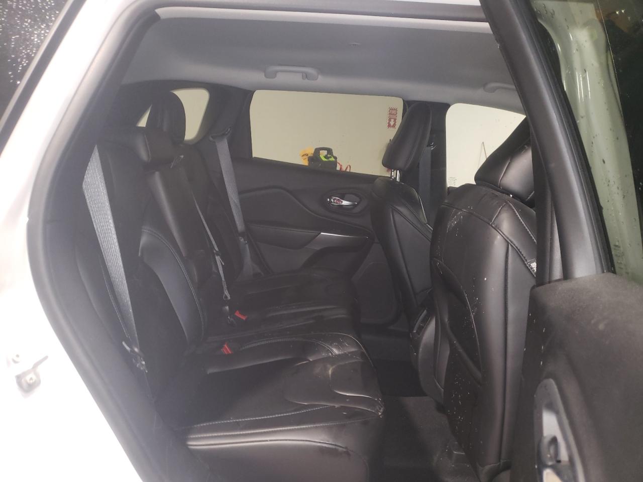 Photo 6 from auction – 2020 JEEP CHEROKEE L with VIN 1C4PJMLB1LD594238