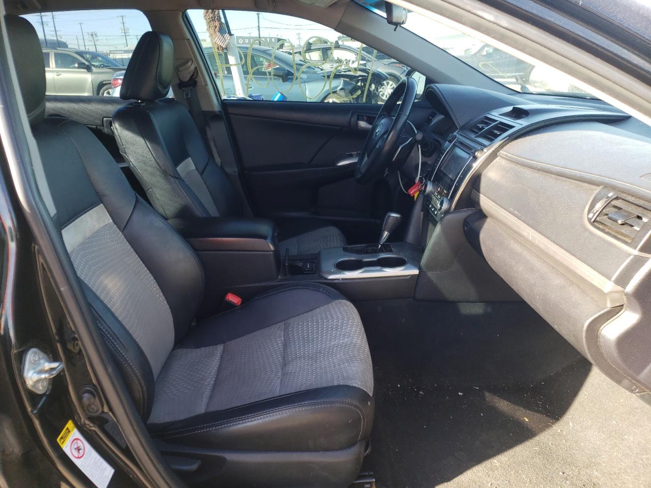 Photo 5 from auction – 2013 TOYOTA CAMRY L with VIN 4T1BF1FK3DU270579