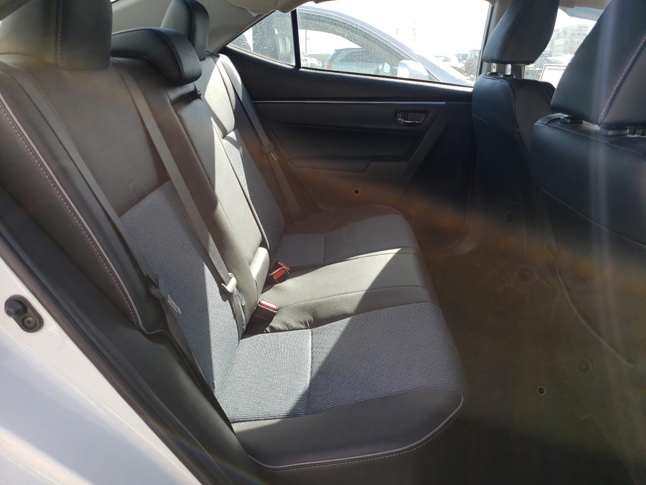 Photo 6 from auction – 2016 TOYOTA COROLLA L with VIN 5YFBURHE3GP402919