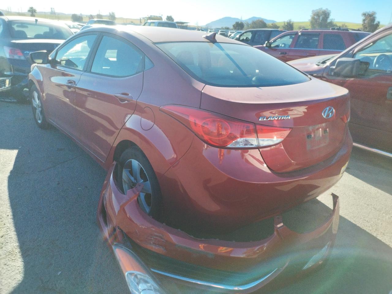 Photo 3 from auction – 2013 HYUNDAI ELANTRAGLS with VIN KMHDH4AE1DU713043