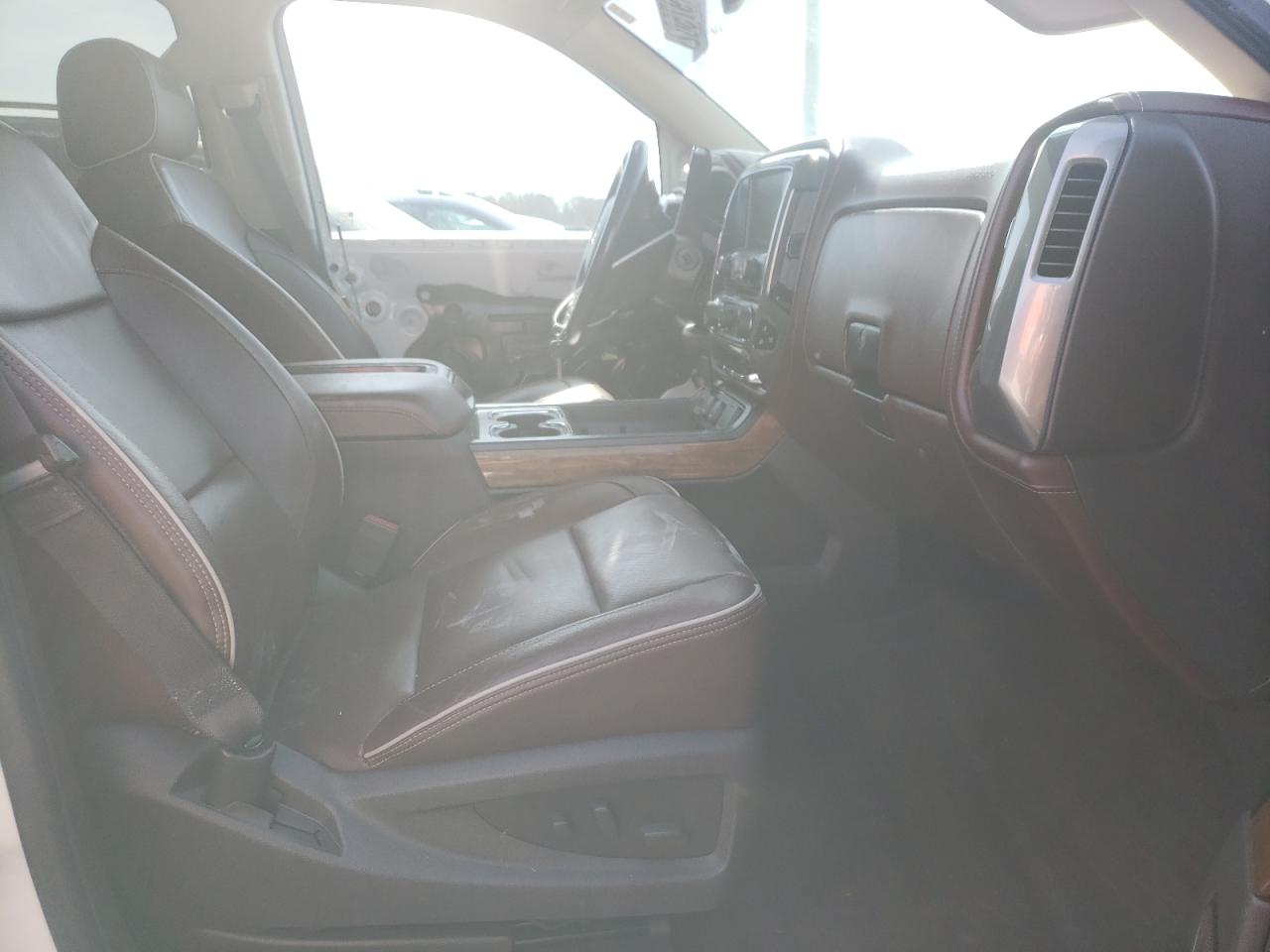 Photo 5 from auction – 2015 CHEVROLET SILVERADO with VIN 3GCUKTEC1FG411475