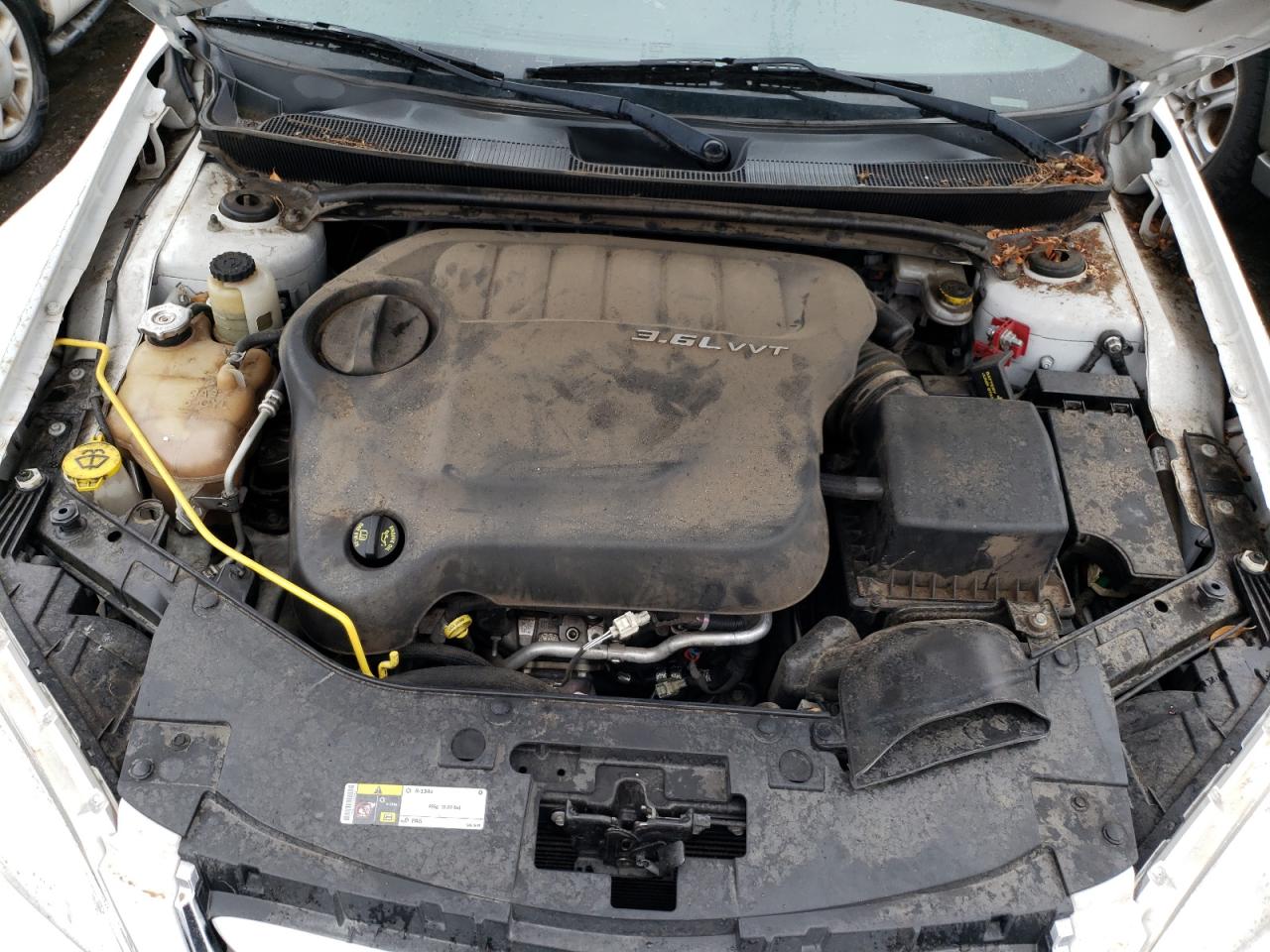 Photo 7 from auction – 2014 CHRYSLER 200 TOURIN with VIN 1C3CCBBG5EN105755