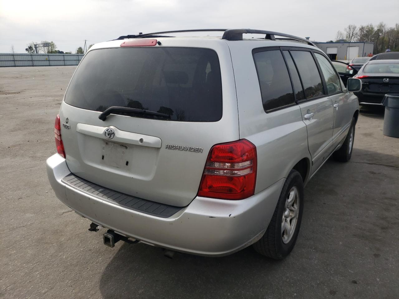 Photo 4 from auction – 2003 TOYOTA HIGHLANDER with VIN JTEGD21AX30072961