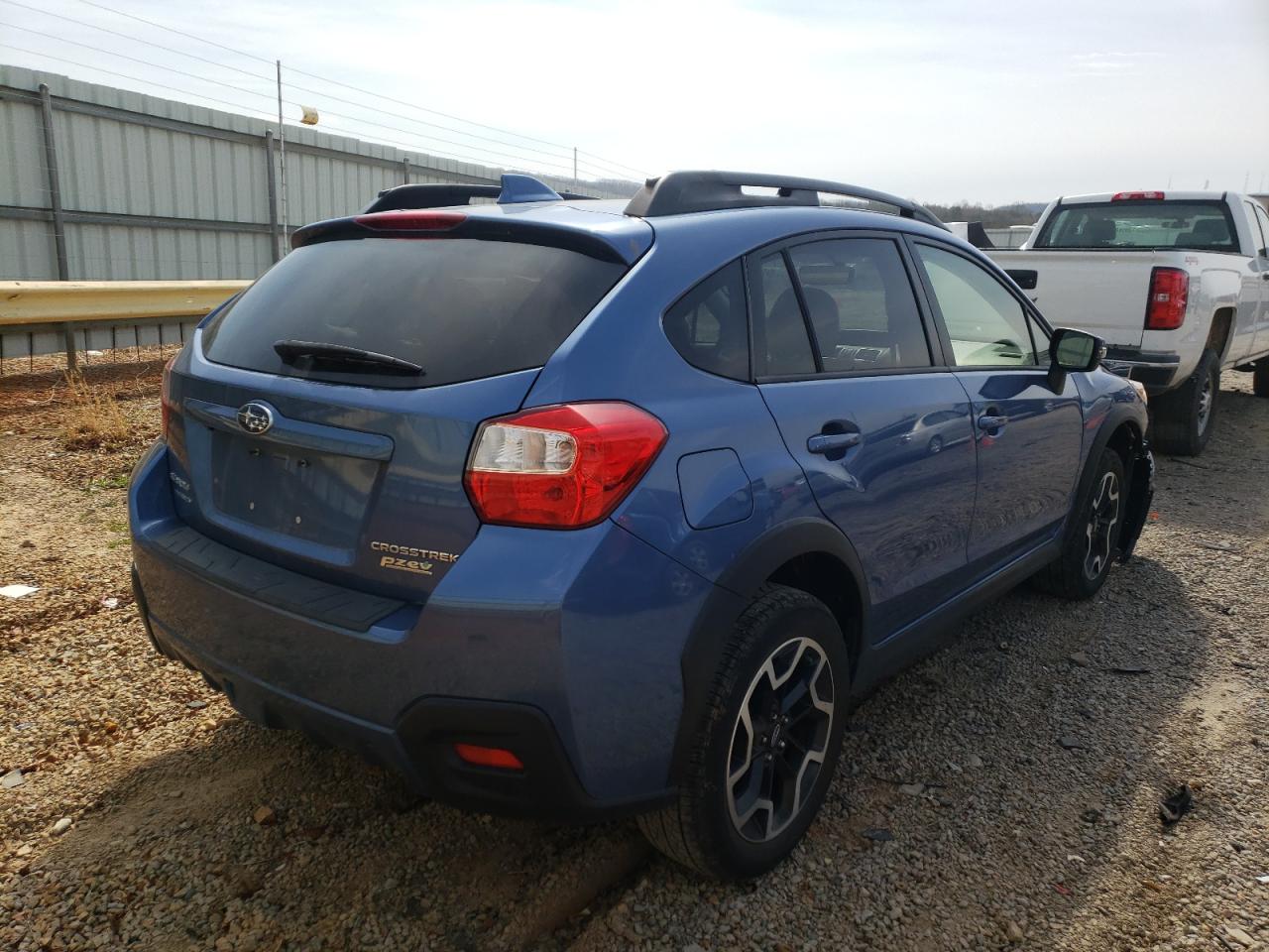 Photo 4 from auction – 2017 SUBARU CROSSTREK with VIN JF2GPAKCXH8212894
