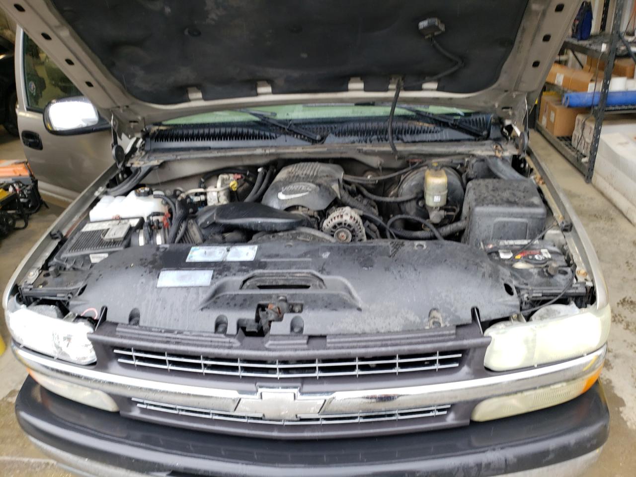 Photo 7 from auction – 2002 CHEVROLET SILVERADO with VIN 2GCEC19T521424622