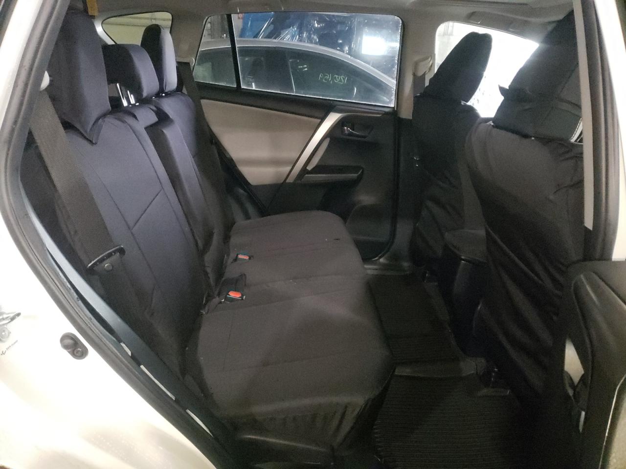 Photo 6 from auction – 2018 TOYOTA RAV4 ADVEN with VIN JTMRFREV1JJ201464