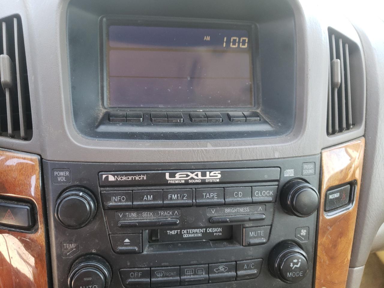 Photo 9 from auction – 2000 LEXUS RX 300 with VIN JT6HF10U9Y0126306