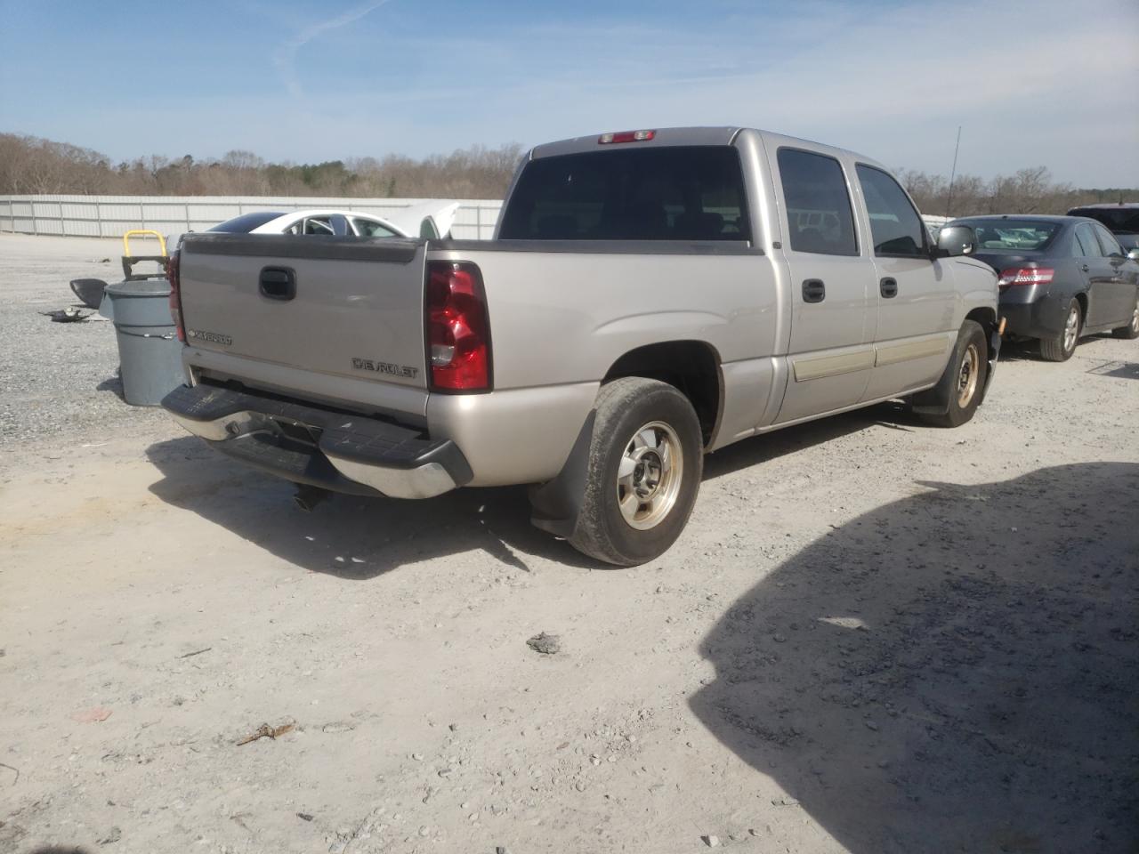 Photo 4 from auction – 2004 CHEVROLET SILVERADO with VIN 2GCEC13T741407624