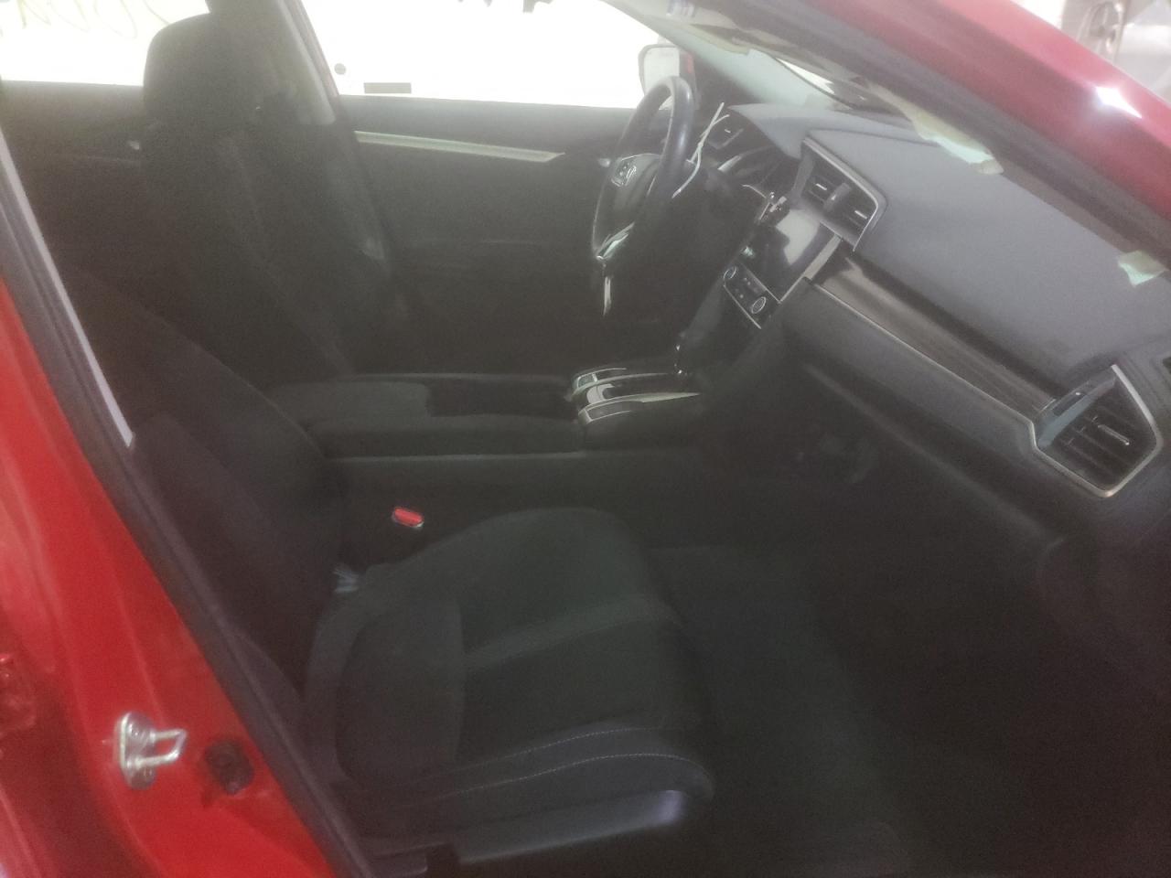 Photo 5 from auction – 2019 HONDA CIVIC EX with VIN 2HGFC1F33KH650580