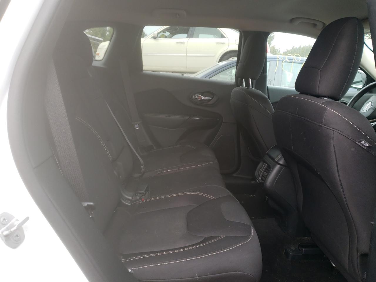 Photo 6 from auction – 2015 JEEP CHEROKEE L with VIN 1C4PJMCB4FW504637