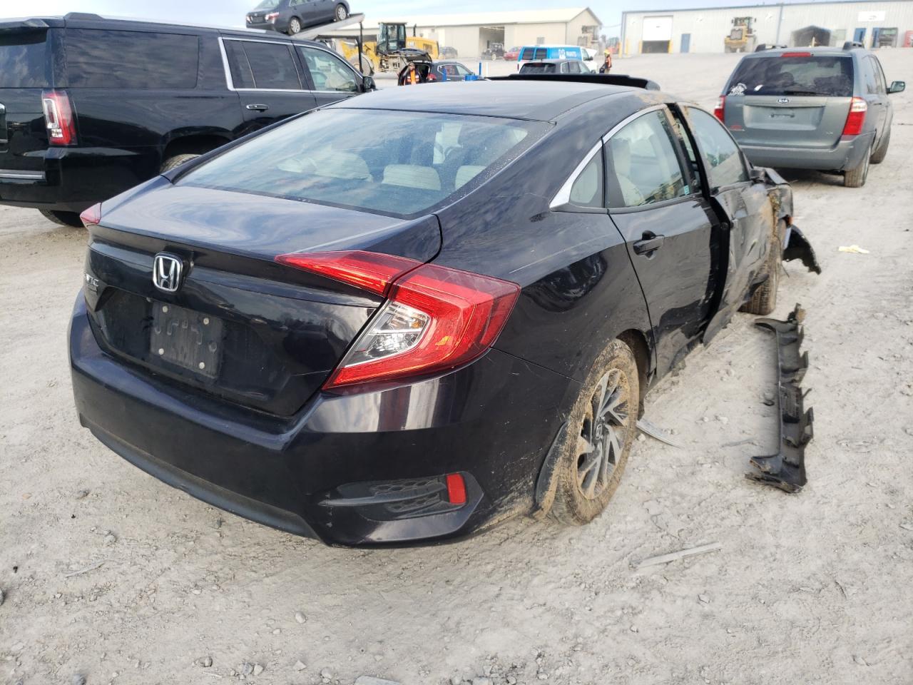Foto 4 de la subasta – 2016 HONDA CIVIC EX con VIN 19XFC2F70GE036760