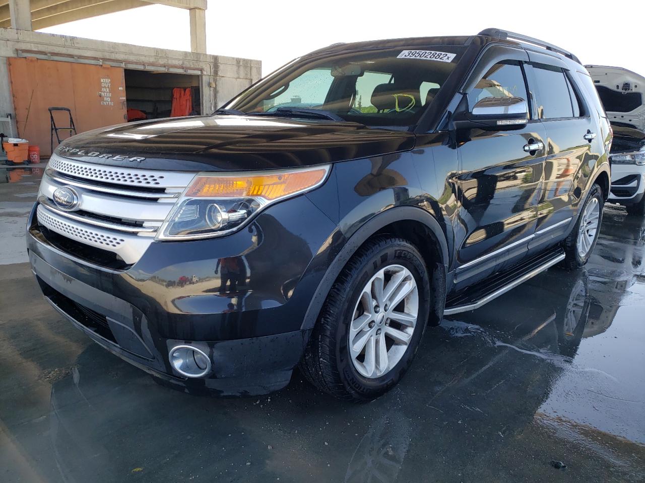 Photo 2 from auction – 2014 FORD EXPLORER X with VIN 1FM5K7D86EGA48461