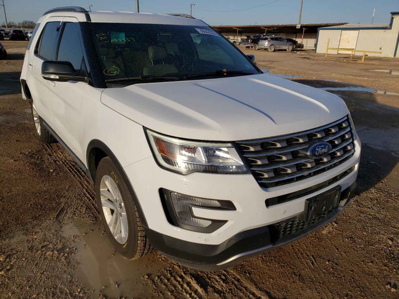 FORD EXPLORER X 2017 with VIN 1FM5K7DH0HGA58889 - Photo from auction