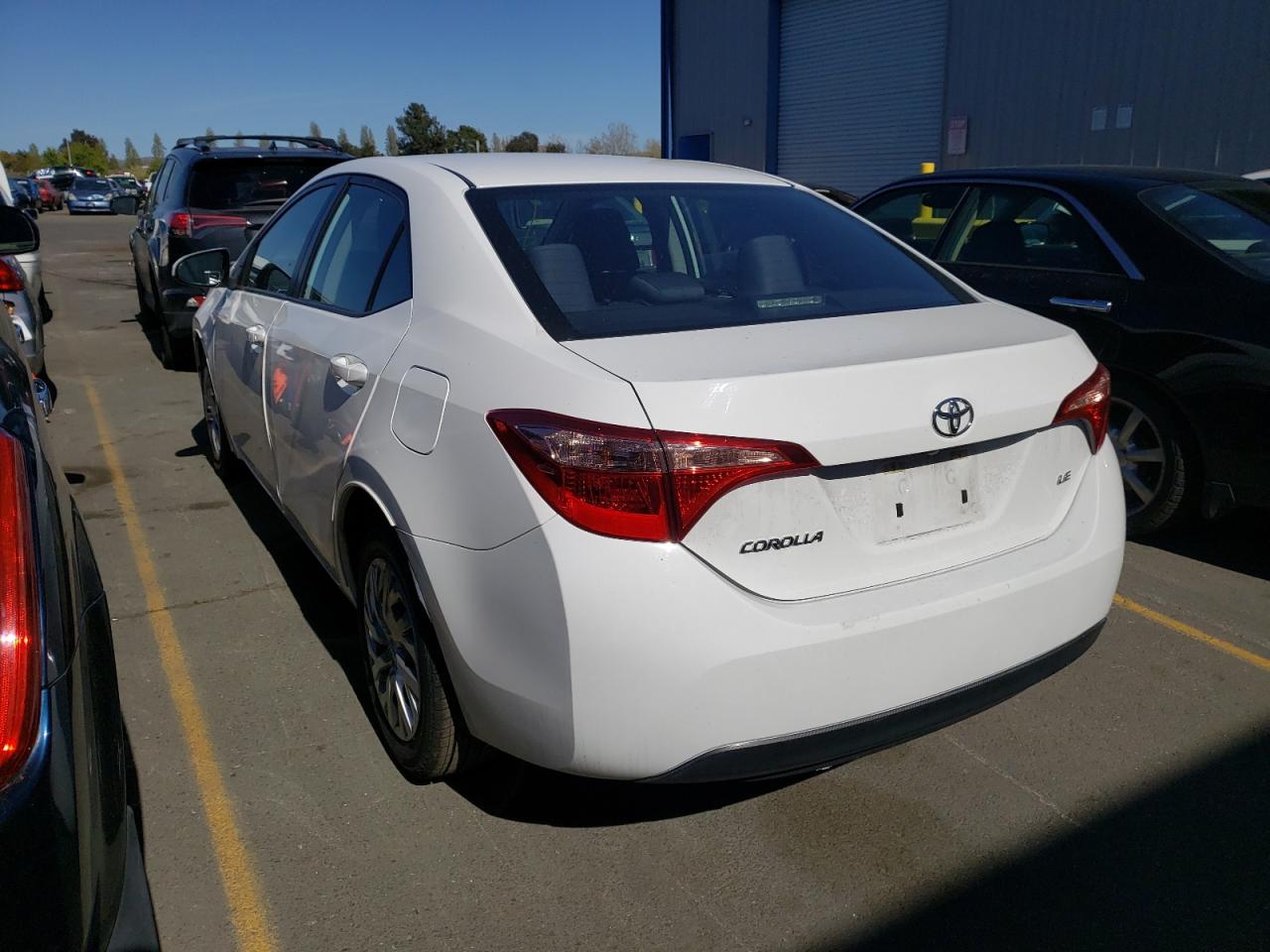 Photo 3 from auction – 2017 TOYOTA COROLLA L with VIN 5YFBURHE7HP694317