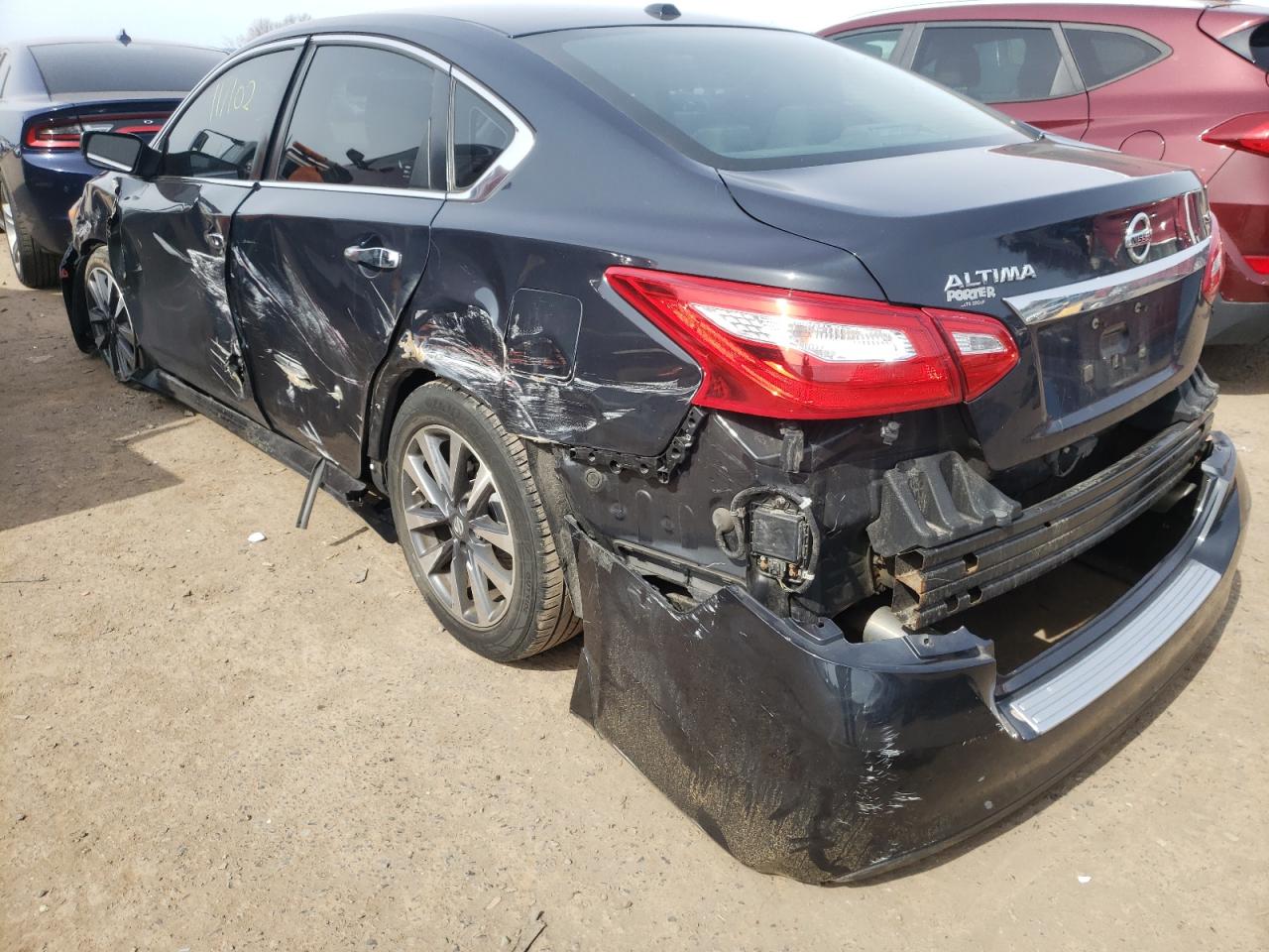 Photo 3 from auction – 2016 NISSAN ALTIMA 2.5 with VIN 1N4AL3AP4GC283803