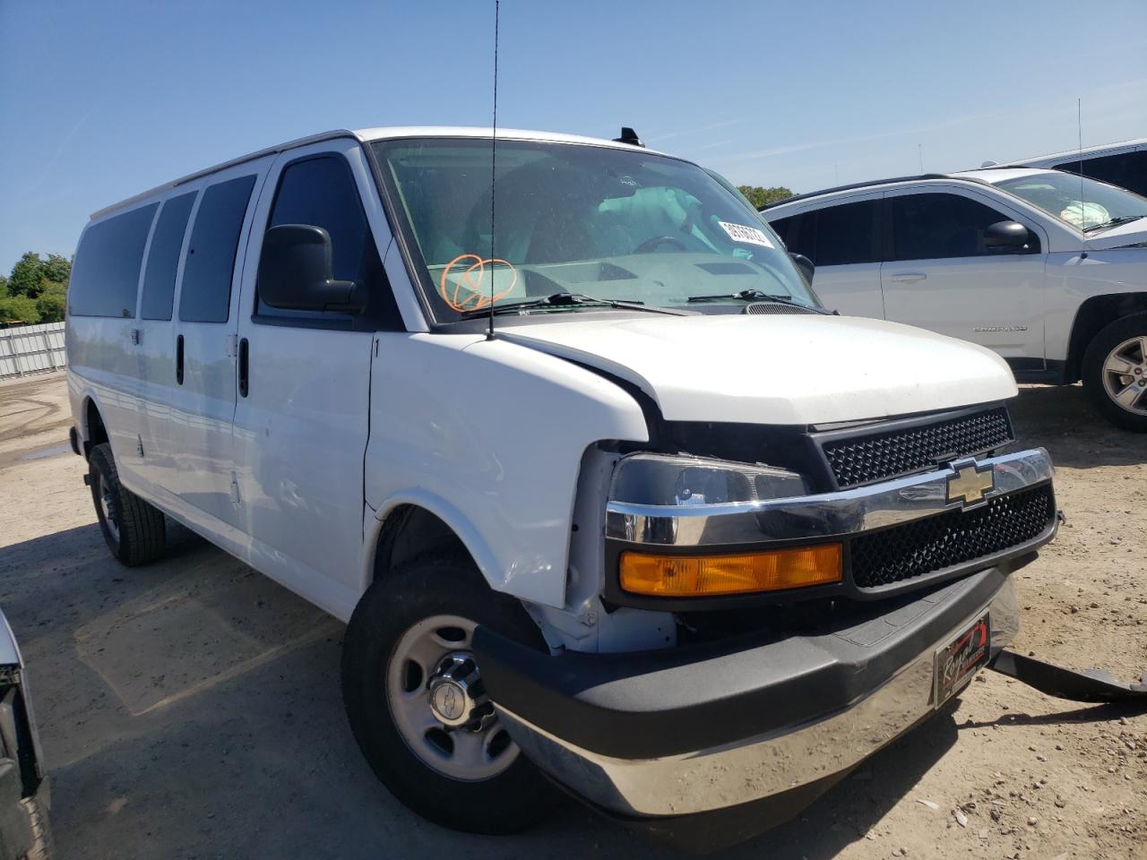 CHEVROLET EXPRESS G3 2018 with VIN 1GAZGPFG1J1315524 - Photo from auction