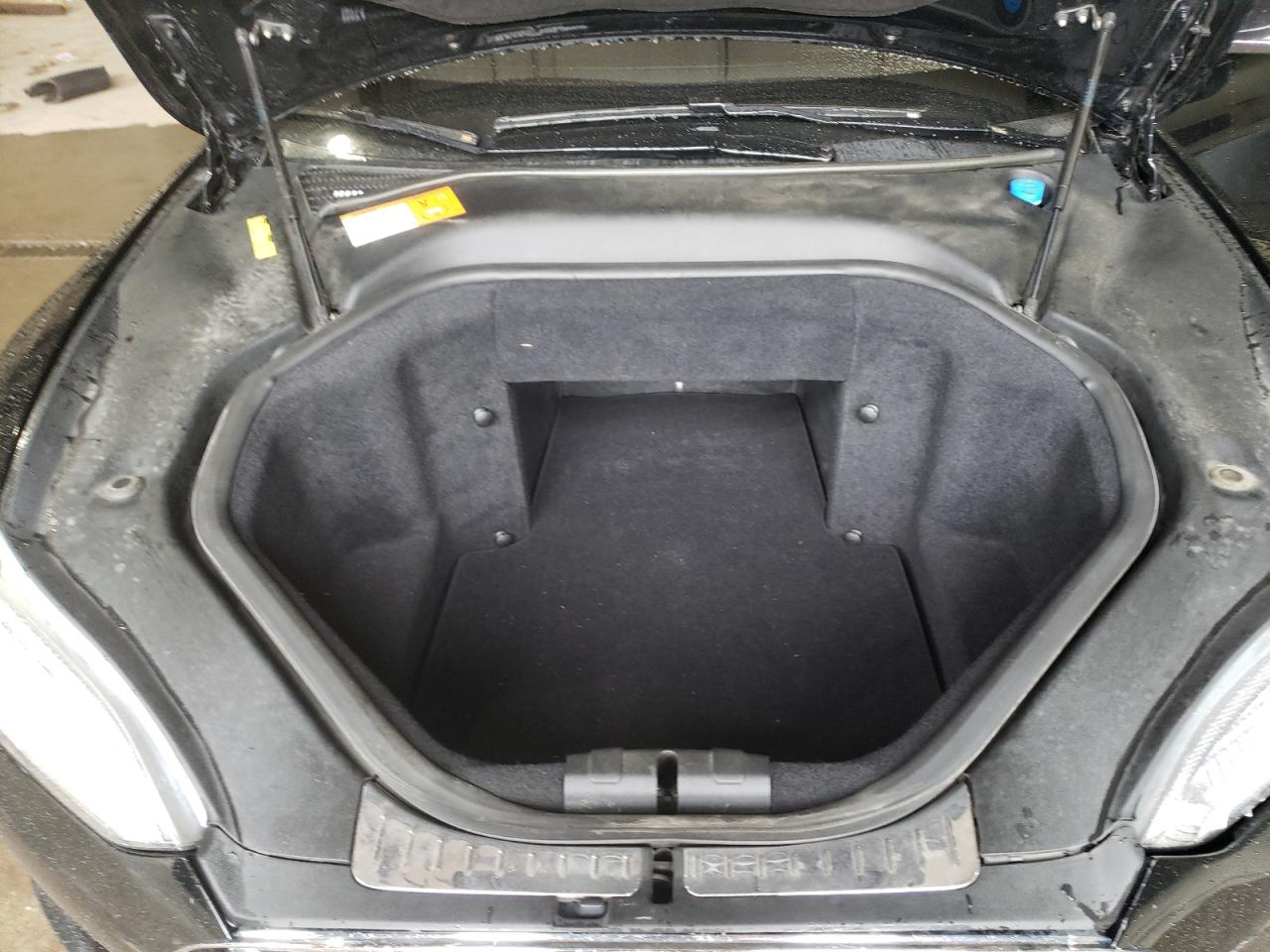 Photo 7 from auction – 2013 TESLA MODEL S with VIN 5YJSA1DP5DFP06861