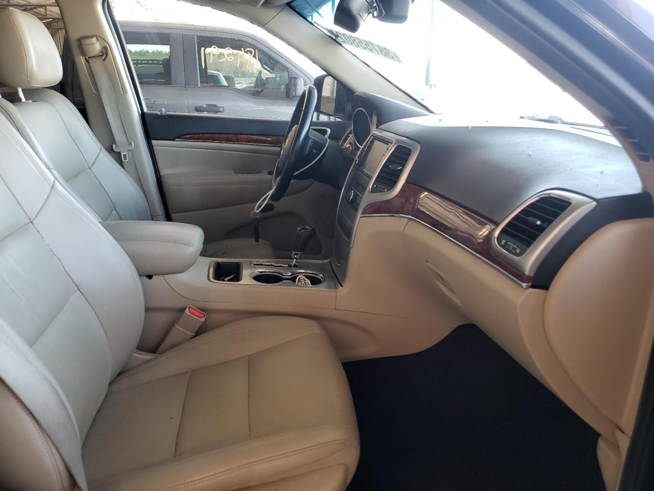 Photo 5 from auction – 2011 JEEP GRAND CHER with VIN 1J4RS5GT9BC501625