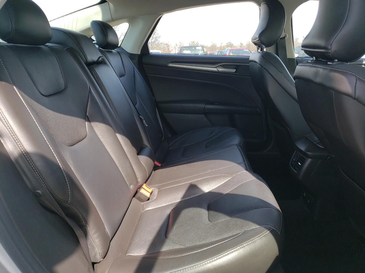 Photo 6 from auction – 2015 FORD FUSION TIT with VIN 3FA6P0RU8FR283063