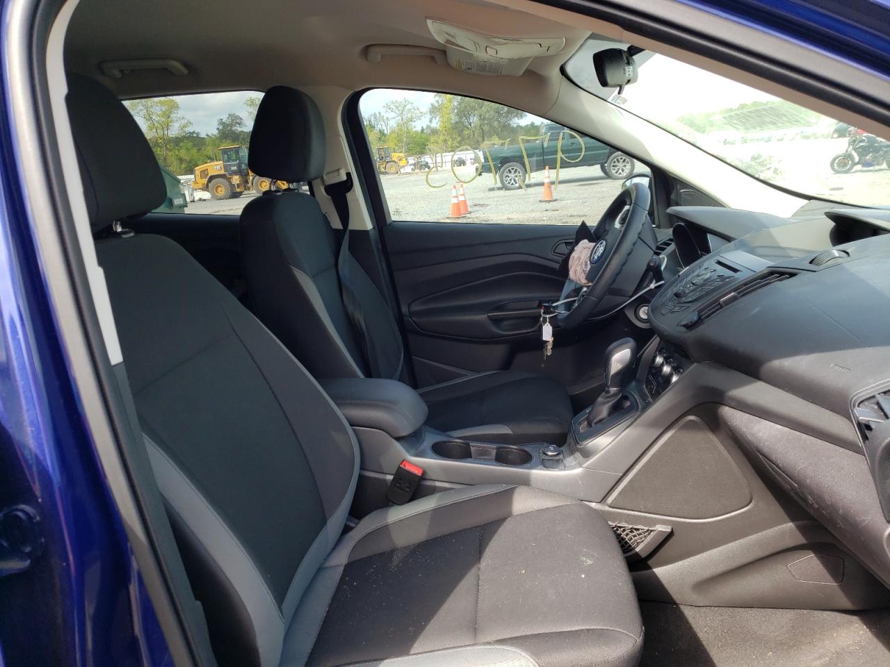Photo 5 from auction – 2016 FORD ESCAPE S with VIN 1FMCU0F70GUB89690